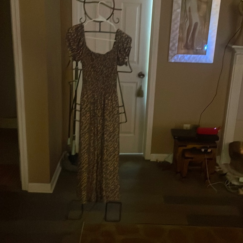 Great quality, Target, good condition, cleaning out my closet.